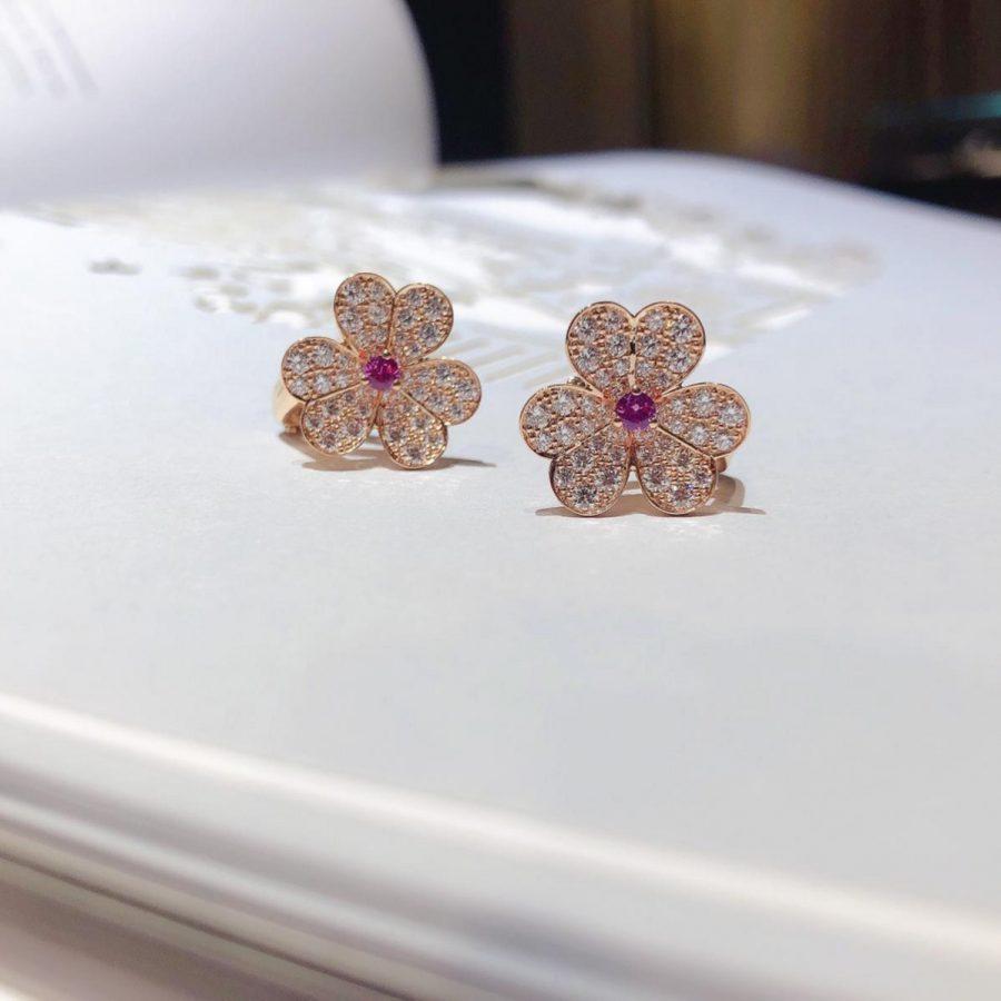 [Rosla]FRIVOLE PINK GOLD FLOWER DIAMOND EARRINGS