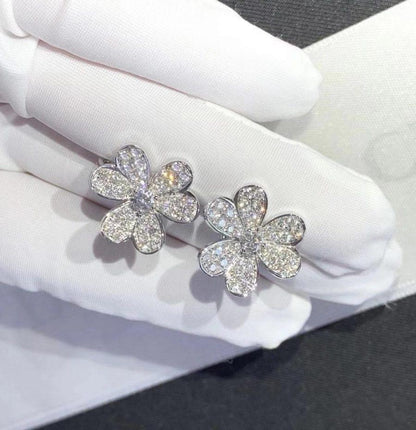 [Rosla]FRIVOLE SILVER FLOWER DIAMOND EARRINGS