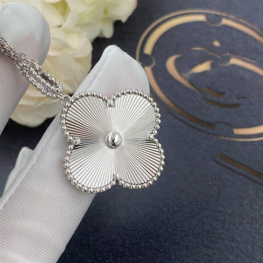 [Rosla]CLOVER 25MM SILVER BIG CLOVER NECKLACE