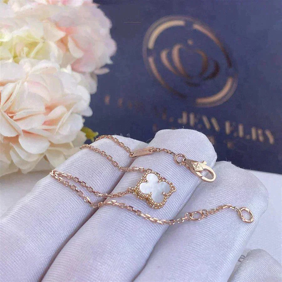 [Rosla]CLOVER WHITE MOP SINGLE FLOWER BRACELET