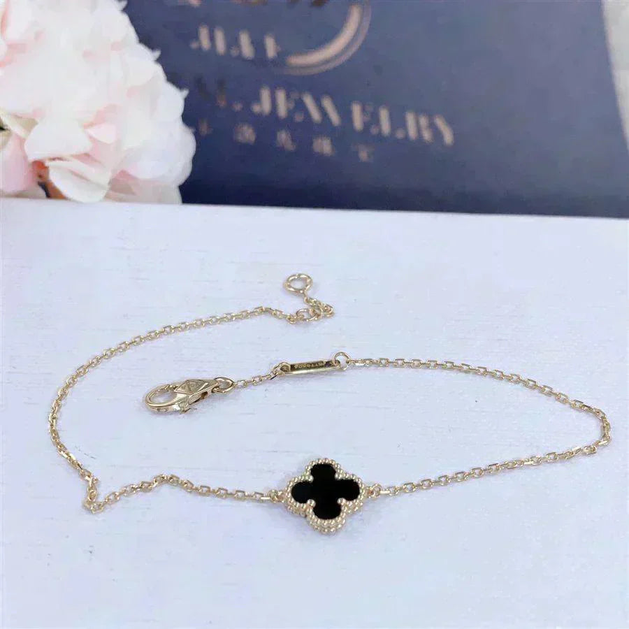 [Rosla]CLOVER ONYX SINGLE FLOWER BRACELET