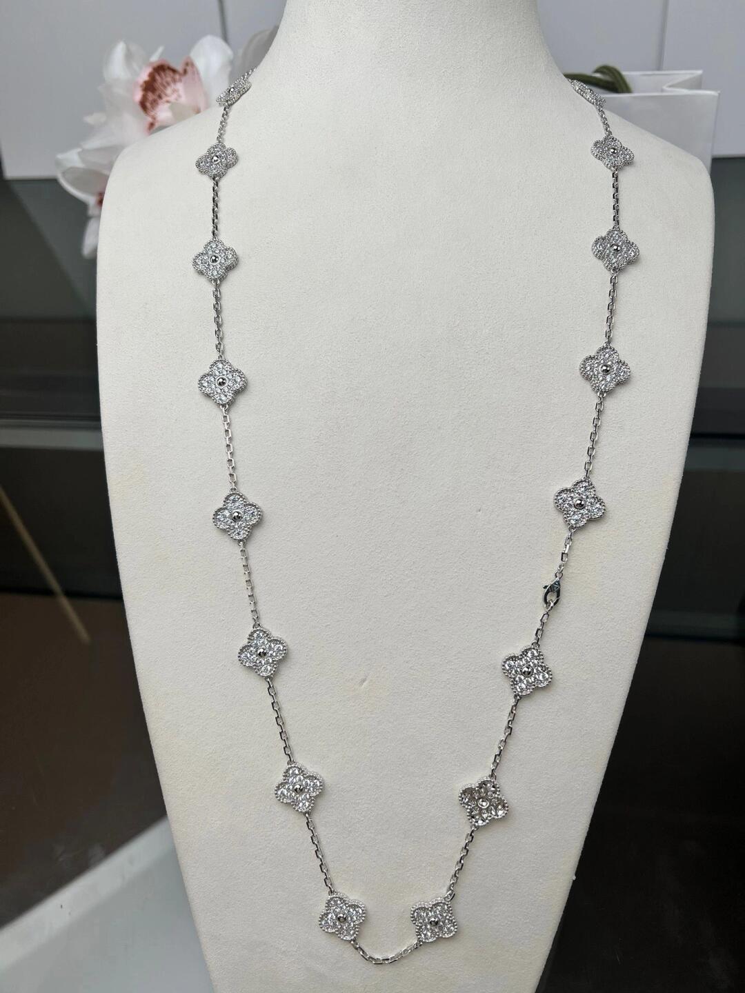 [Rosla]CLOVER 20 MOTIFS DIAMOND SILVER