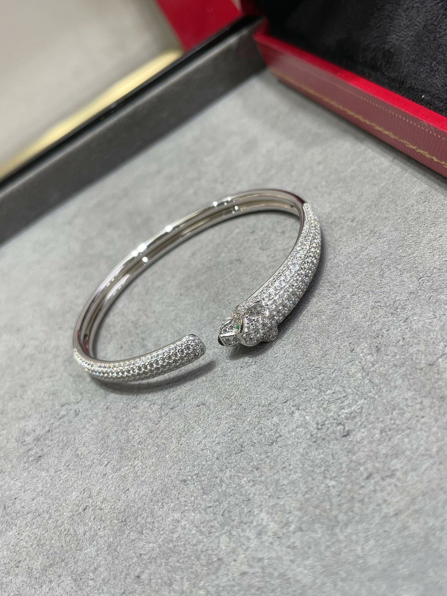 [Rosla]PANTHERE FULL DIAMOND OPEN BRACELET