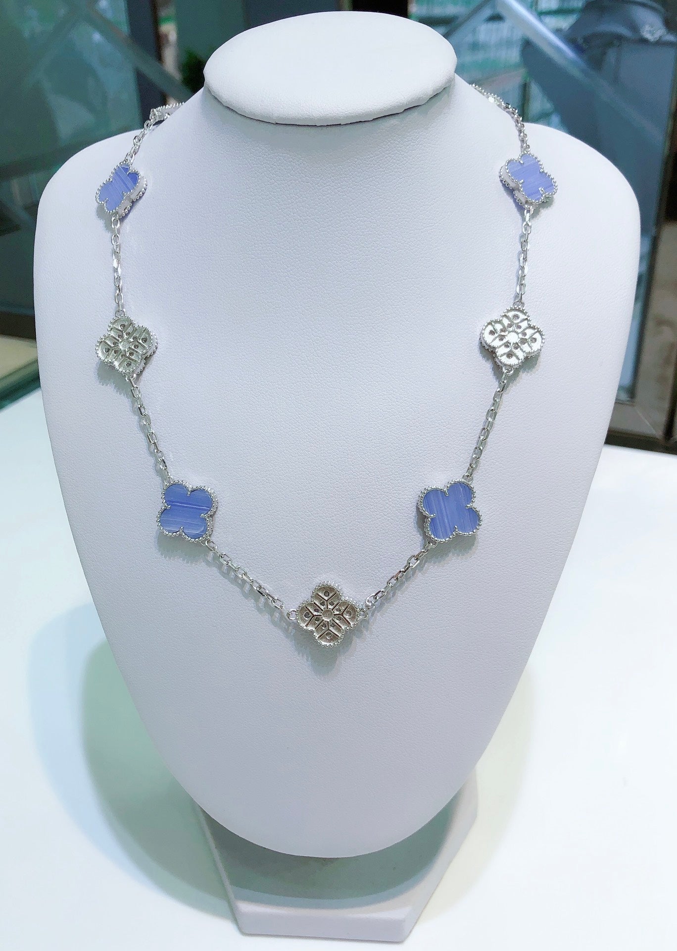 [Rosla]CLOVER 10 MOTIFS CHALCEDONY DIAMONDS SILVER NECKLACE