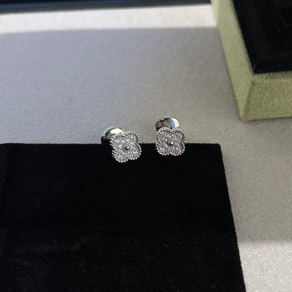 [Rosla]CLOVER MINI DIAMOND STUD EARRINGS