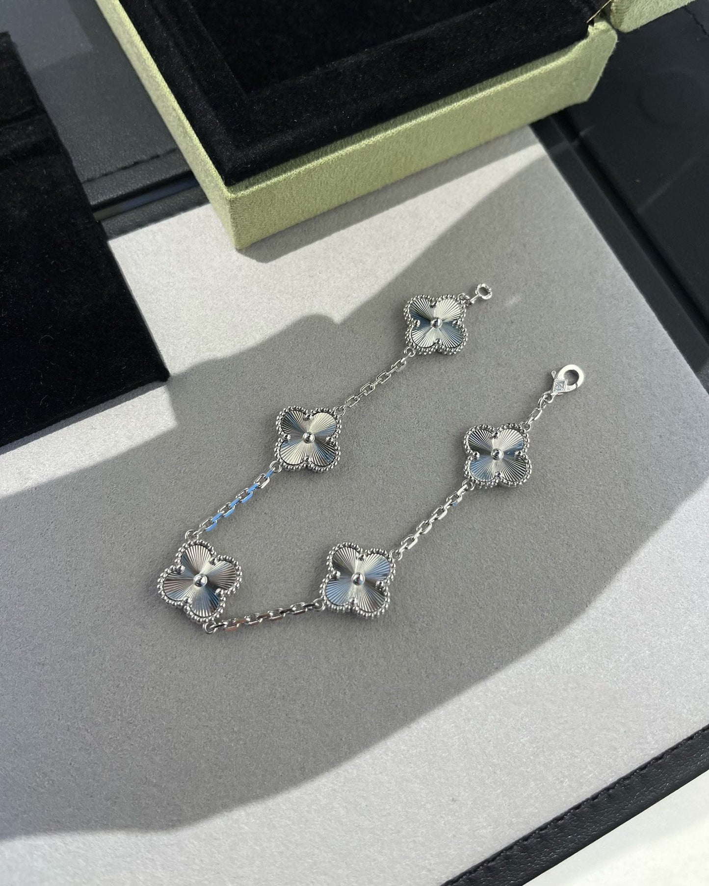 [Rosla]CLOVER SILVER 5 MOTIFS BRACELET